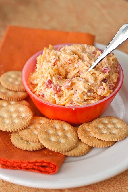 Papi’s Dyn-o-mite Pimento Cheese